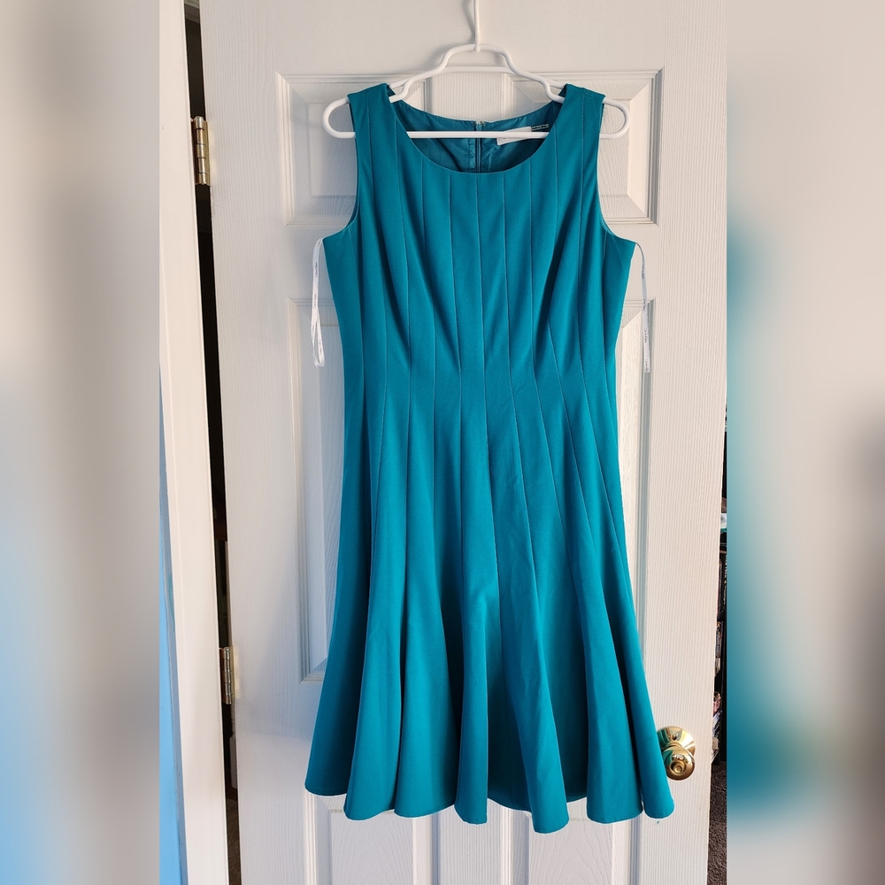 Calvin Klein Vibrant Turquoise Dress: Ladies 12 Sleeveless Pleated